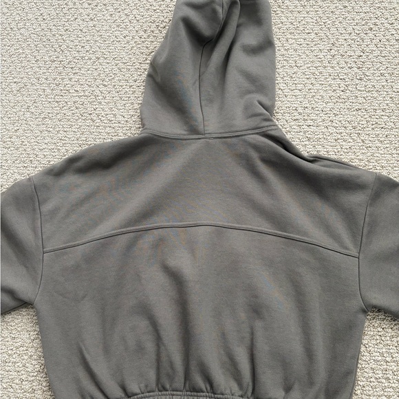 Alo yoga Half-zip Hoodie - women’s small - Picture 6 of 7